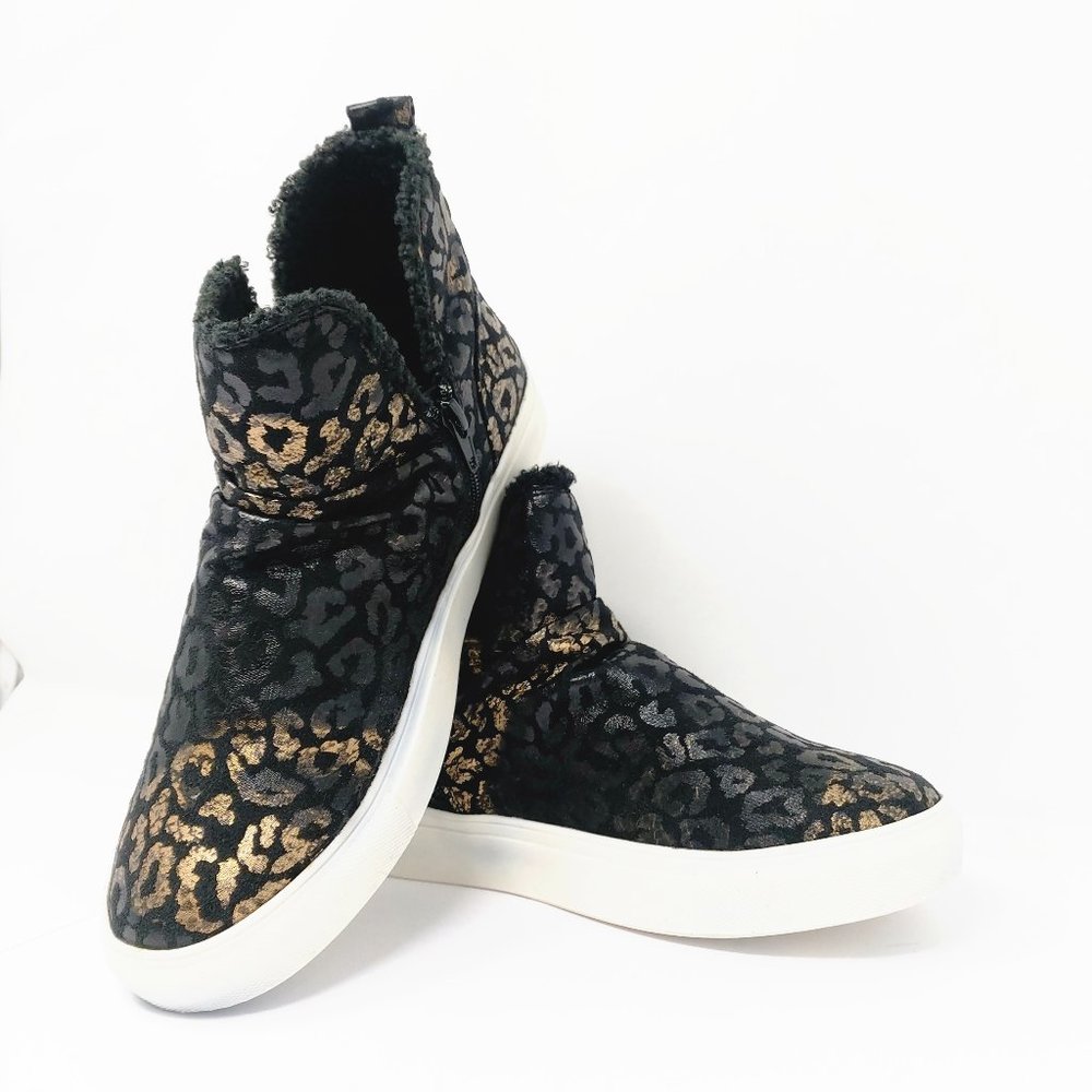 Very G Black Leopard Rica